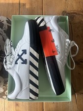 Off-White Vulcanized Low