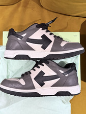 Off-White Out of Office Dark